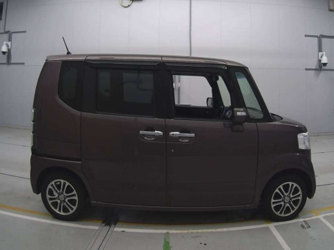 2013 Honda N-BOX JF1[2]