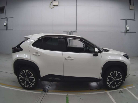 2020 Toyota YARIS CROSS MXPJ15[2]