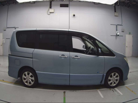 2012 Nissan Serena HFC26[2]