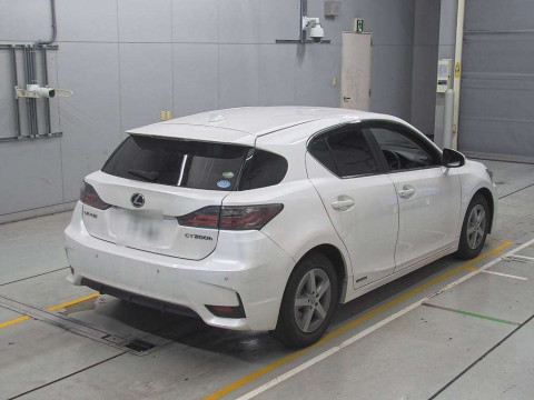 2015 Lexus CT ZWA10[1]