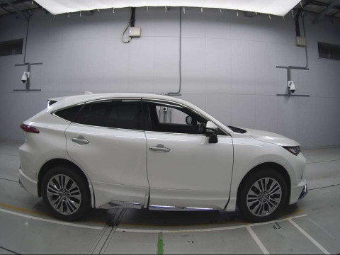 2020 Toyota Harrier Hybrid AXUH80[2]