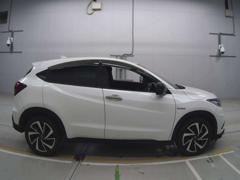 2018 Honda VEZEL RU3[2]