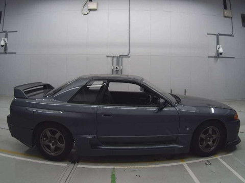 1992 Nissan Skyline BNR32[2]