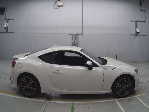 2014 Toyota 86 ZN6[2]