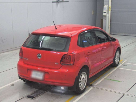 2013 Volkswagen Polo 6RCBZ[1]