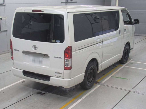 2015 Toyota Hiace Van KDH201V[1]