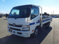 2017 Hino DUTRO