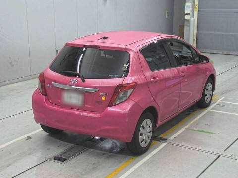 2012 Toyota Vitz NSP130[1]