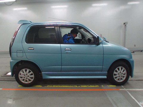 2007 Daihatsu Terios Kid J131G[2]