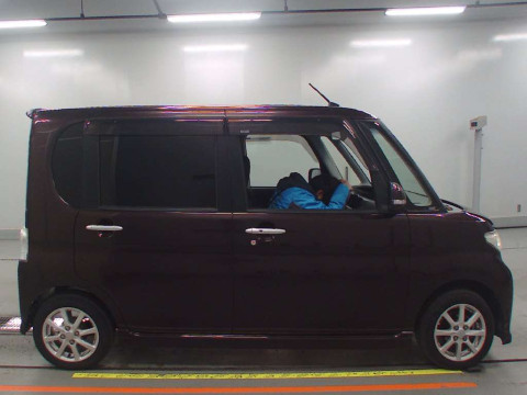 2012 Daihatsu Tanto Custom L375S[2]