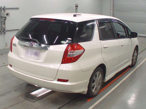 2011 Honda Fit Shuttle GG7[1]