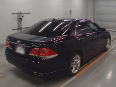 2010 Toyota Crown GRS200[1]