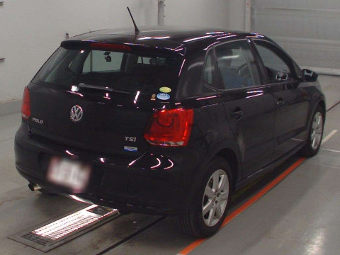 2010 Volkswagen Polo 6RCBZ[1]