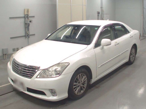 2010 Toyota Crown GRS200[0]