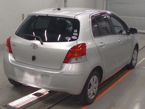 2008 Toyota Vitz SCP90[1]