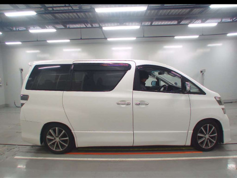 2010 Toyota Vellfire GGH25W[2]