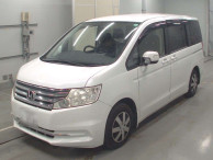 2013 Honda Step WGN