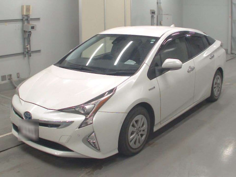 2017 Toyota Prius ZVW50[0]