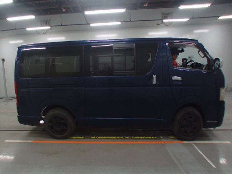 2007 Toyota Hiace Van KDH201V[2]