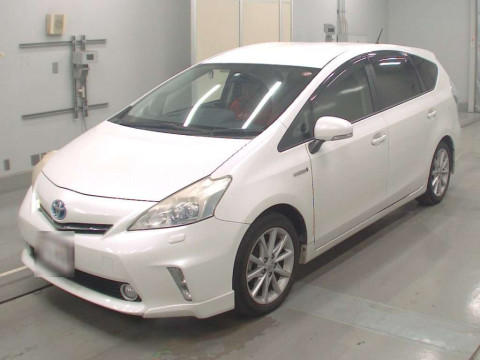 2012 Toyota Prius alpha ZVW41W[0]