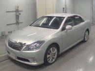 2012 Toyota Crown Hybrid