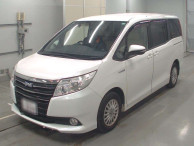 2014 Toyota Noah