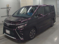 2017 Toyota Voxy