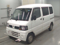 2010 Nissan Clipper Van