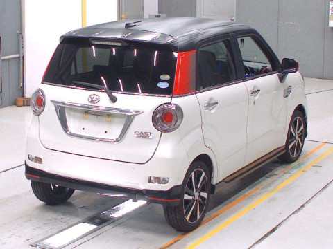 2015 Daihatsu Cast LA250S[1]