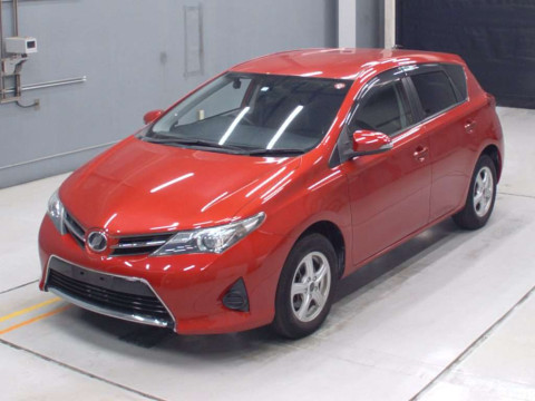 2014 Toyota Auris NZE184H[0]