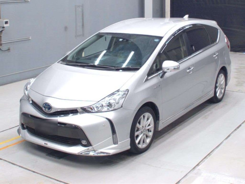 2017 Toyota Prius alpha ZVW41W[0]