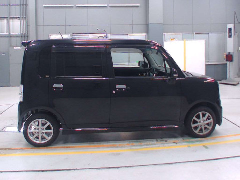 2011 Daihatsu Move Conte L575S[2]