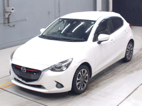 2015 Mazda Demio DJ5FS[0]