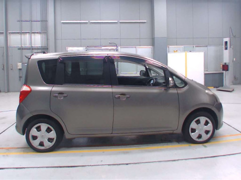 2007 Toyota Ractis NCP100[2]