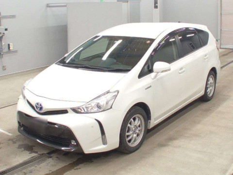 2015 Toyota Prius alpha ZVW40W[0]