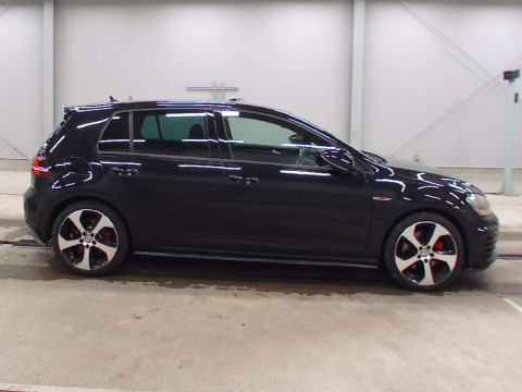 2014 Volkswagen GOLF GTI AUCHH[2]