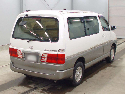 2000 Toyota Grand Hiace KCH16W[1]