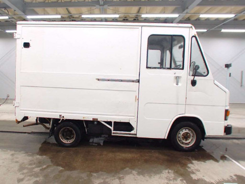 1996 Toyota Quick Delivery LH81VH[2]