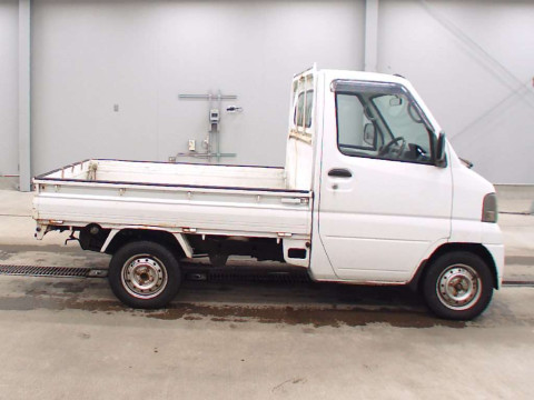 2003 Mitsubishi Minicab Truck U62T[2]