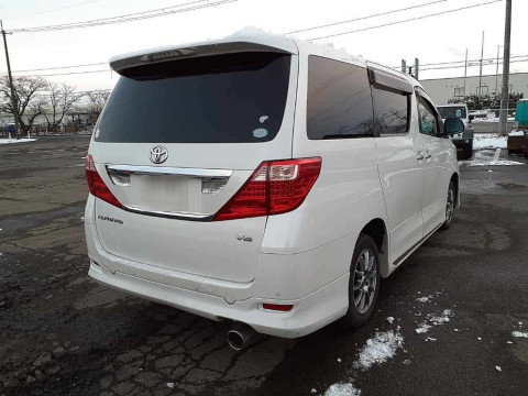 2009 Toyota Alphard GGH25W[1]