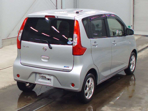 2015 Nissan DAYZ B21W[1]