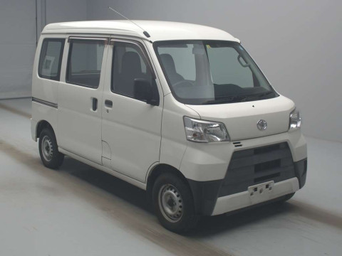 2018 Toyota Pixis Van S321M[2]