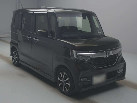 2018 Honda N-BOX CUSTOM JF3[2]