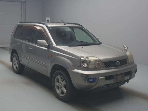 2001 Nissan X-Trail NT30[2]