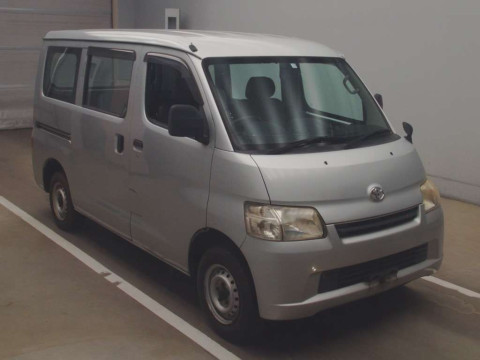 2009 Toyota Townace Van S402M[2]