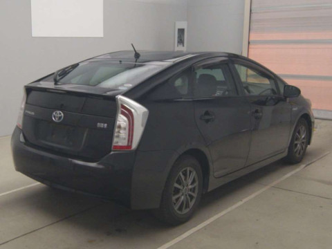 2012 Toyota Prius ZVW30[1]