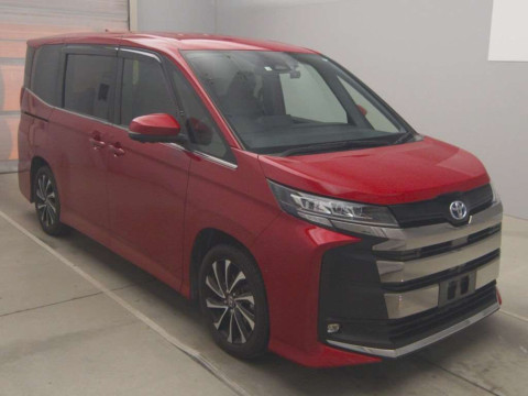 2022 Toyota Noah ZWR90W[2]