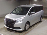 2014 Toyota Noah