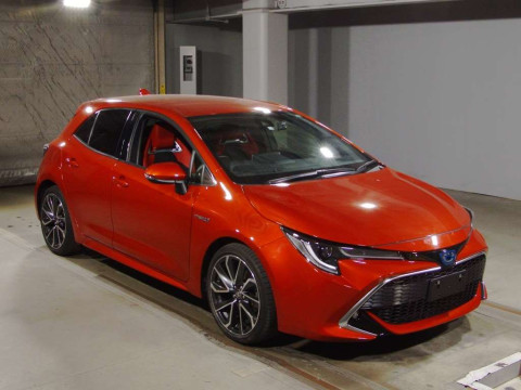 2018 Toyota Corolla Sports ZWE211H[2]