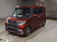 2016 Daihatsu Tanto Custom